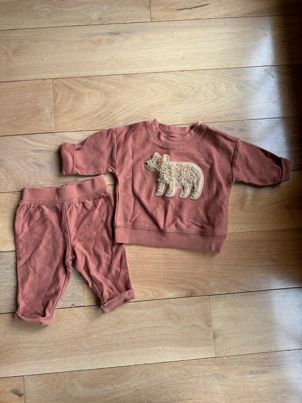 Carter’s Baby 3 Month Rust Baby Sweatshirt & Pants Set with Bear Appliqué